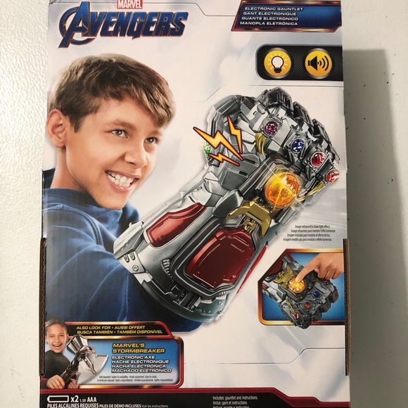 Marvel Avengers Electronic Gauntlet - Picture 2 of 2